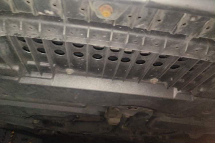 Used Toyota Verso 2014 Starlight 180E CVT Elite Edition Chassis Front