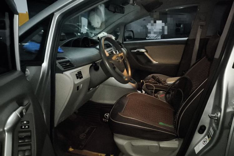 Used Toyota Verso 2014 Starlight 180E CVT Elite Edition Driver Seat