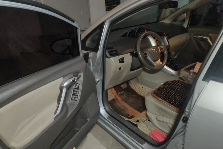Used Toyota Verso 2014 Starlight 180E CVT Elite Edition Driver Seat