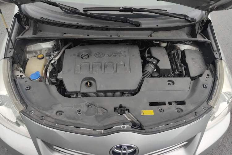 Used Toyota Verso 2014 Starlight 180G CVT Comfortable Multi-Function Edition Engine Bay