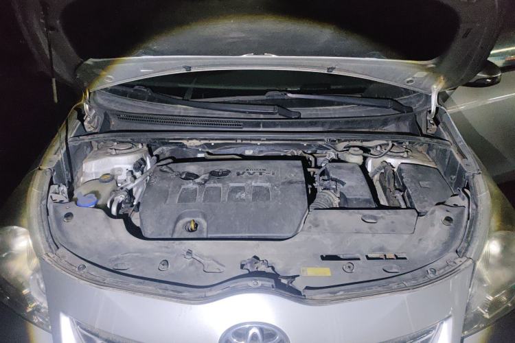 Used Toyota Verso 2014 Starlight 180E CVT Elite Edition Engine Bay