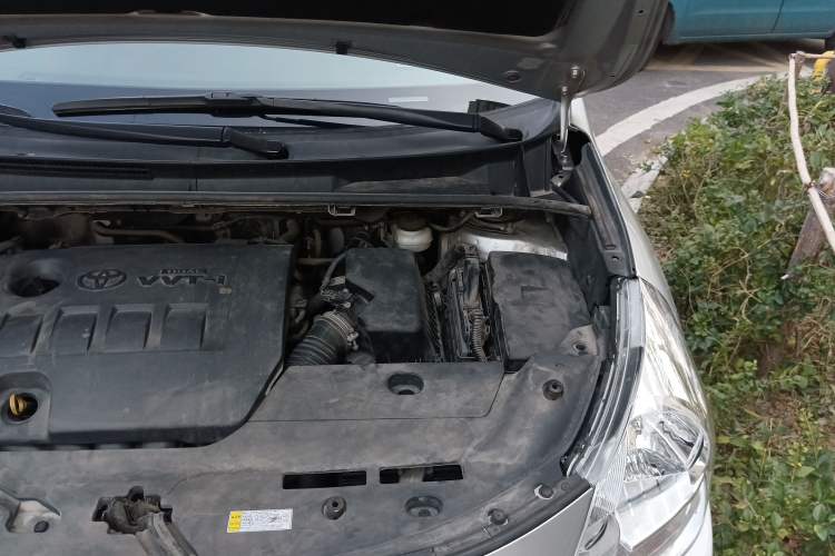 Used Toyota Verso 2014 Starlight 180E CVT Elite Edition Engine Bay Left