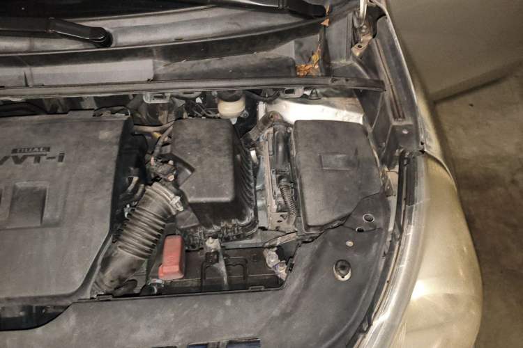 Used Toyota Verso 2014 Starlight 180E CVT Elite Multi-Function Edition Engine Bay Left