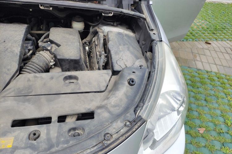 Used Toyota Verso 2014 Starlight 180E CVT Elite Edition Engine Bay Left