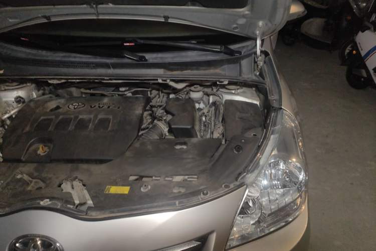 Used Toyota Verso 2014 Starlight 180E CVT Elite Edition Engine Bay Left