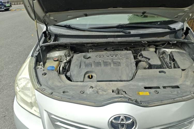 Used Toyota Verso 2014 Starlight 180E CVT Elite Edition Engine Bay Right
