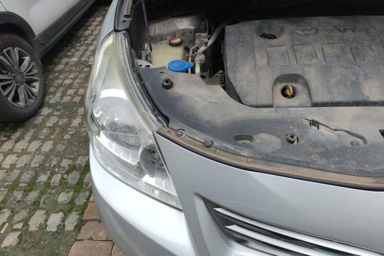 Used Toyota Verso 2014 Starlight 180E CVT Elite Edition Engine Bay Right