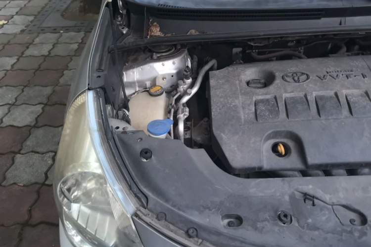 Used Toyota Verso 2014 Starlight 180E CVT Elite Edition Engine Bay Right