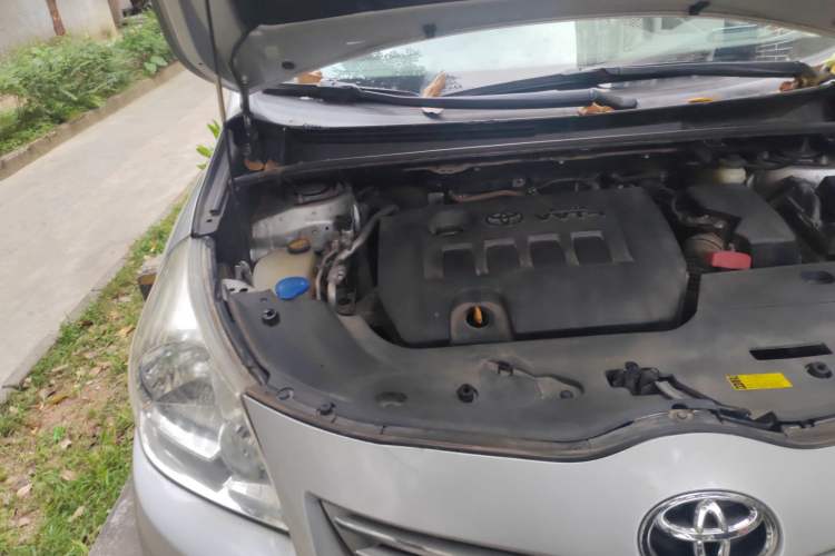 Used Toyota Verso 2014 Starlight 180E CVT Elite Multi-Function Edition Engine Bay Right