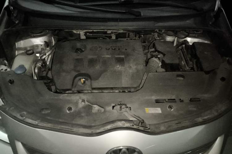 Used Toyota Verso 2014 Starlight 180E CVT Elite Edition Engine Bay