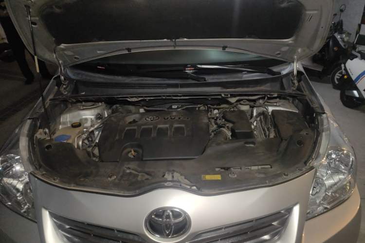 Used Toyota Verso 2014 Starlight 180E CVT Elite Edition Engine Bay