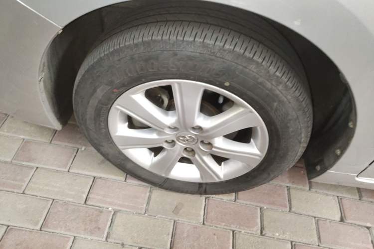 Used Toyota Verso 2014 Starlight 180E CVT Elite Edition Exterior 1