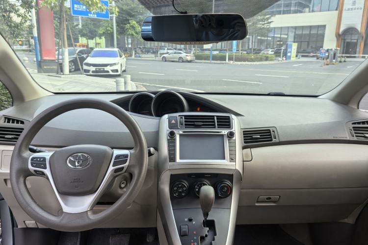 Used Toyota Verso 2014 Starlight 180E CVT Elite Edition Exterior 14
