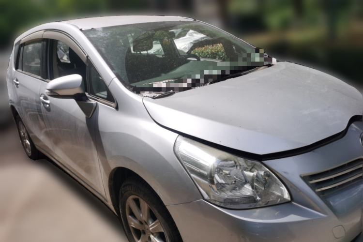 Used Toyota Verso 2014 Starlight 180E CVT Elite Edition Exterior 2