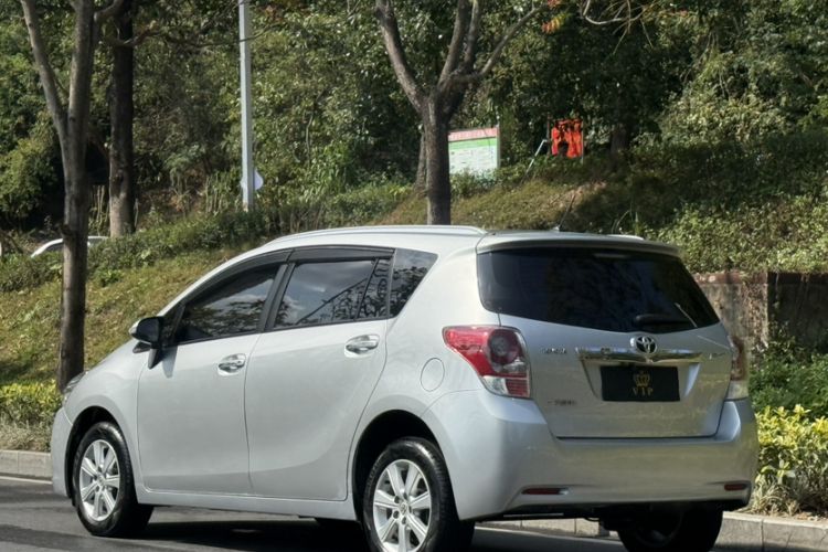 Used Toyota Verso 2014 Starlight 180E CVT Elite Edition Exterior 2