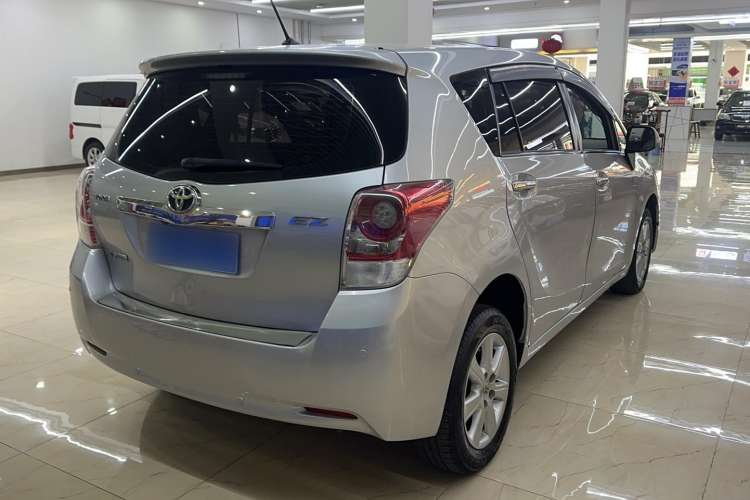 Used Toyota Verso 2014 Starlight 180G CVT Deluxe Multi-Function Edition Exterior 3