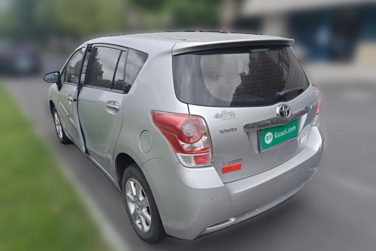 Used Toyota Verso 2014 Starry 180E Manual Elite Edition Exterior 3