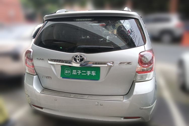 Used Toyota Verso 2014 Starlight 180E CVT Elite Edition Exterior 4