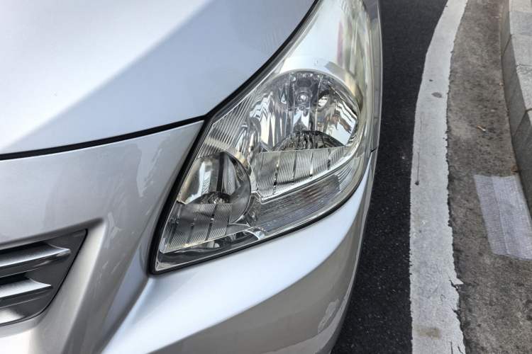 Used Toyota Verso 2014 Starlight 180E CVT Elite Edition Exterior 4