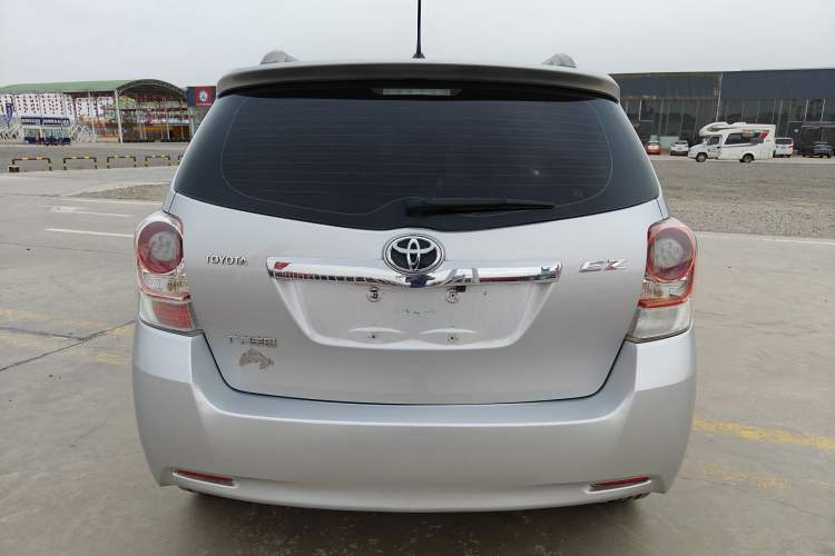 Used Toyota Verso 2014 Starlight 180E CVT Elite Edition Exterior 6