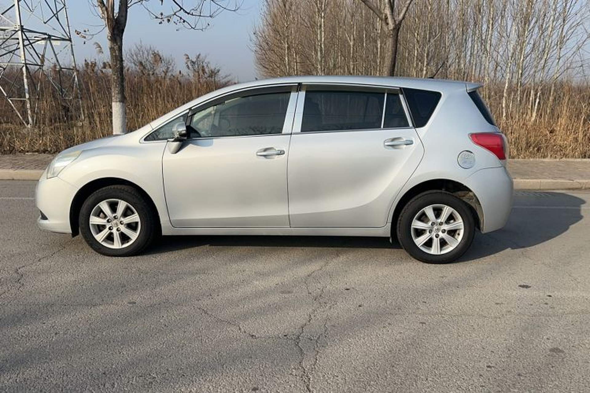 Used Toyota Verso 2014 Starlight 180E CVT Elite Edition Exterior 7