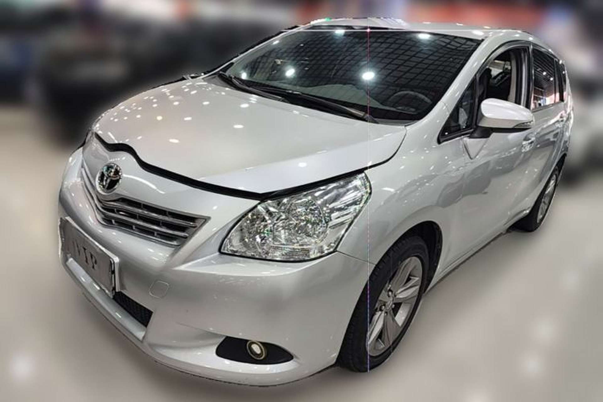Used Toyota Verso 2014 Starlight 180E CVT Elite Edition Front Left 45 Deg