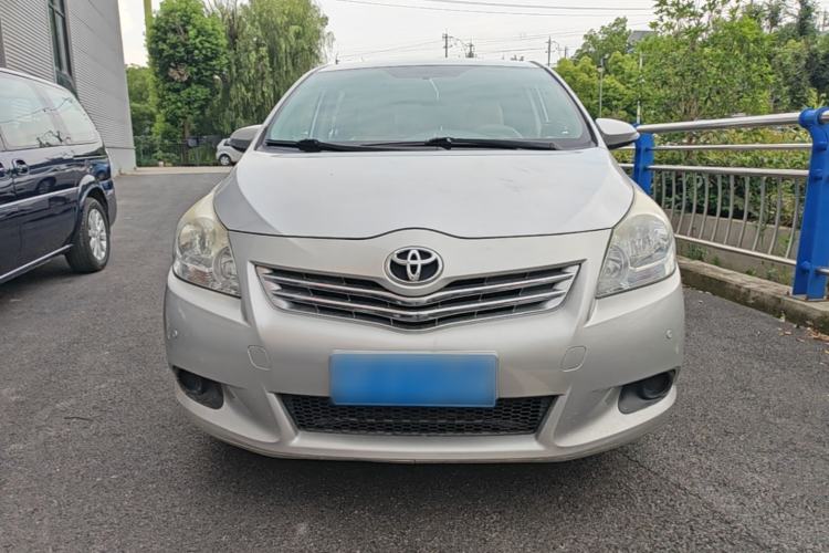 Used Toyota Verso 2014 Starlight 180E CVT Elite Edition Front