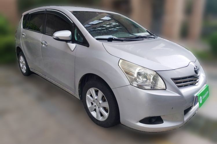 Used Toyota Verso 2014 Starlight 180E CVT Elite Edition Front Right 45 Deg