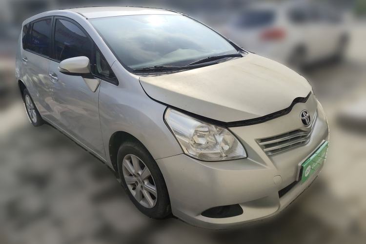 Used Toyota Verso 2014 Starlight 180E CVT Elite Edition Front Right 45 Deg