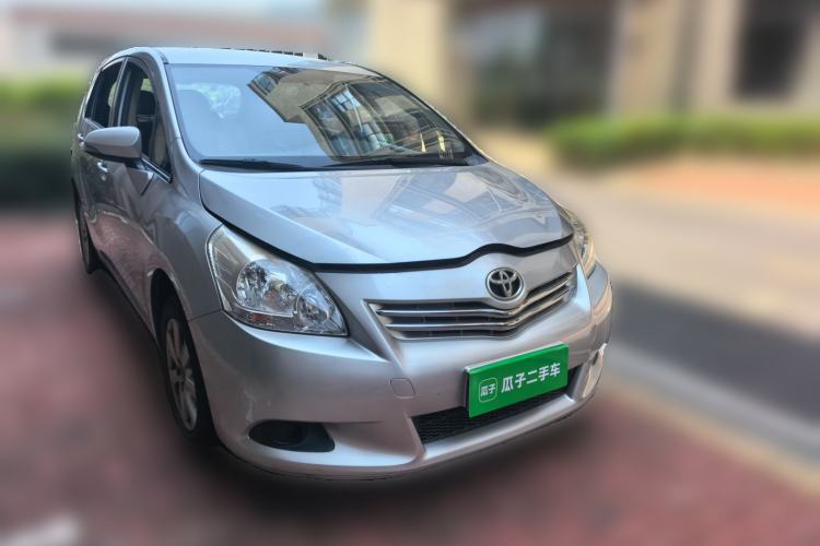 Used Toyota Verso 2014 Starlight 180E CVT Elite Edition Front Right 45 Deg