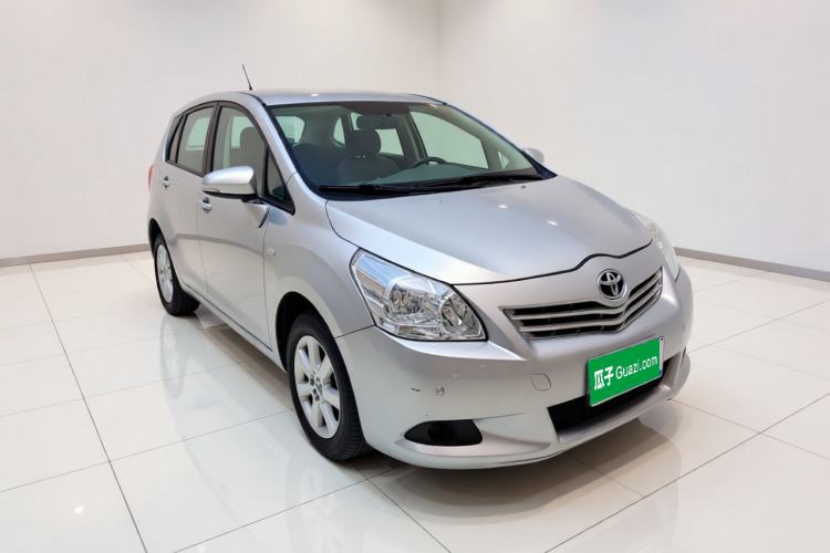 Used Toyota Verso 2014 Starlight 180E CVT Elite Multi-Function Edition Front Right 45 Deg