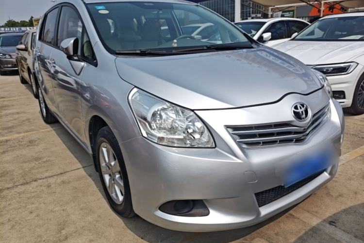 Used Toyota Verso 2014 Starlight 180E CVT Elite Edition Front Right 45 Deg