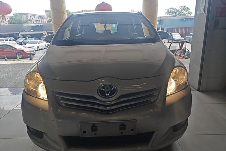 Used Toyota Verso 2014 Starlight 180E CVT Elite Edition Front