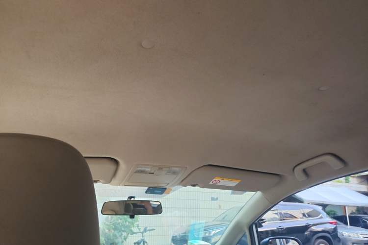 Used Toyota Verso 2014 Starlight 180E CVT Elite Edition Headliner