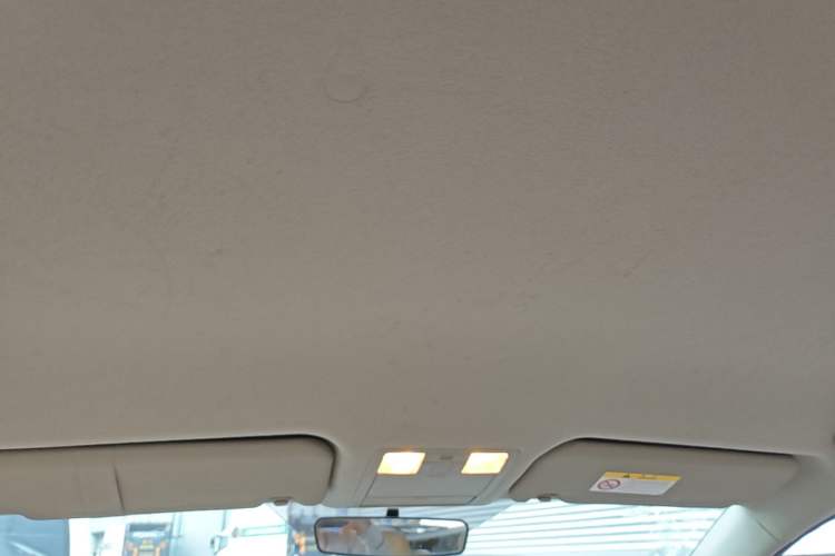 Used Toyota Verso 2014 Starlight 180E CVT Elite Edition Headliner