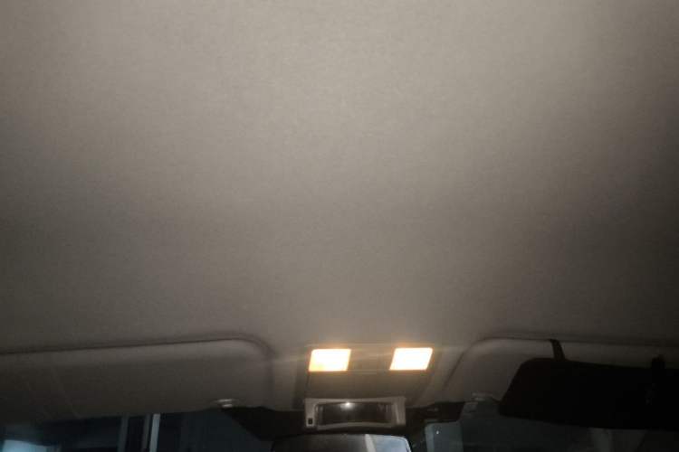 Used Toyota Verso 2014 Starlight 180E CVT Elite Edition Headliner