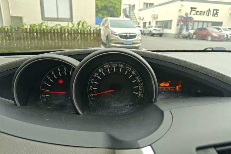 Used Toyota Verso 2014 Starlight 180E CVT Elite Edition Instrument Cluster