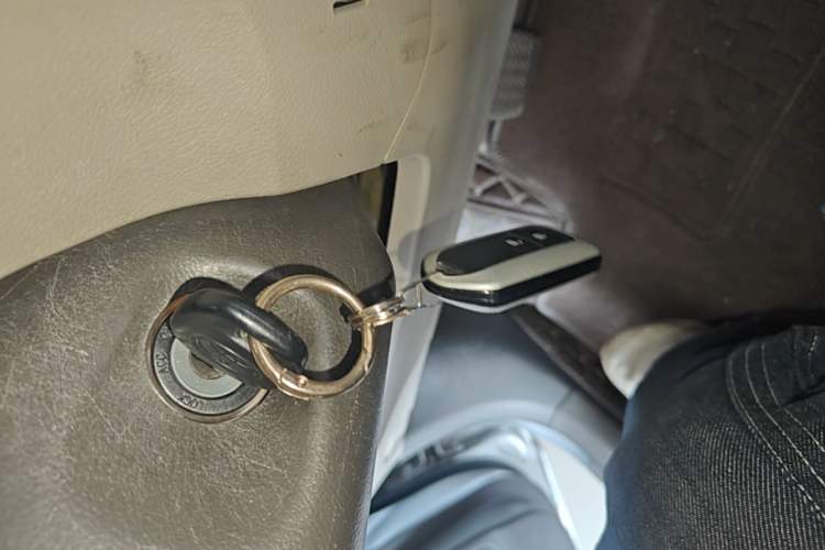 Used Toyota Verso 2014 Starlight 180E CVT Elite Edition Interior 1