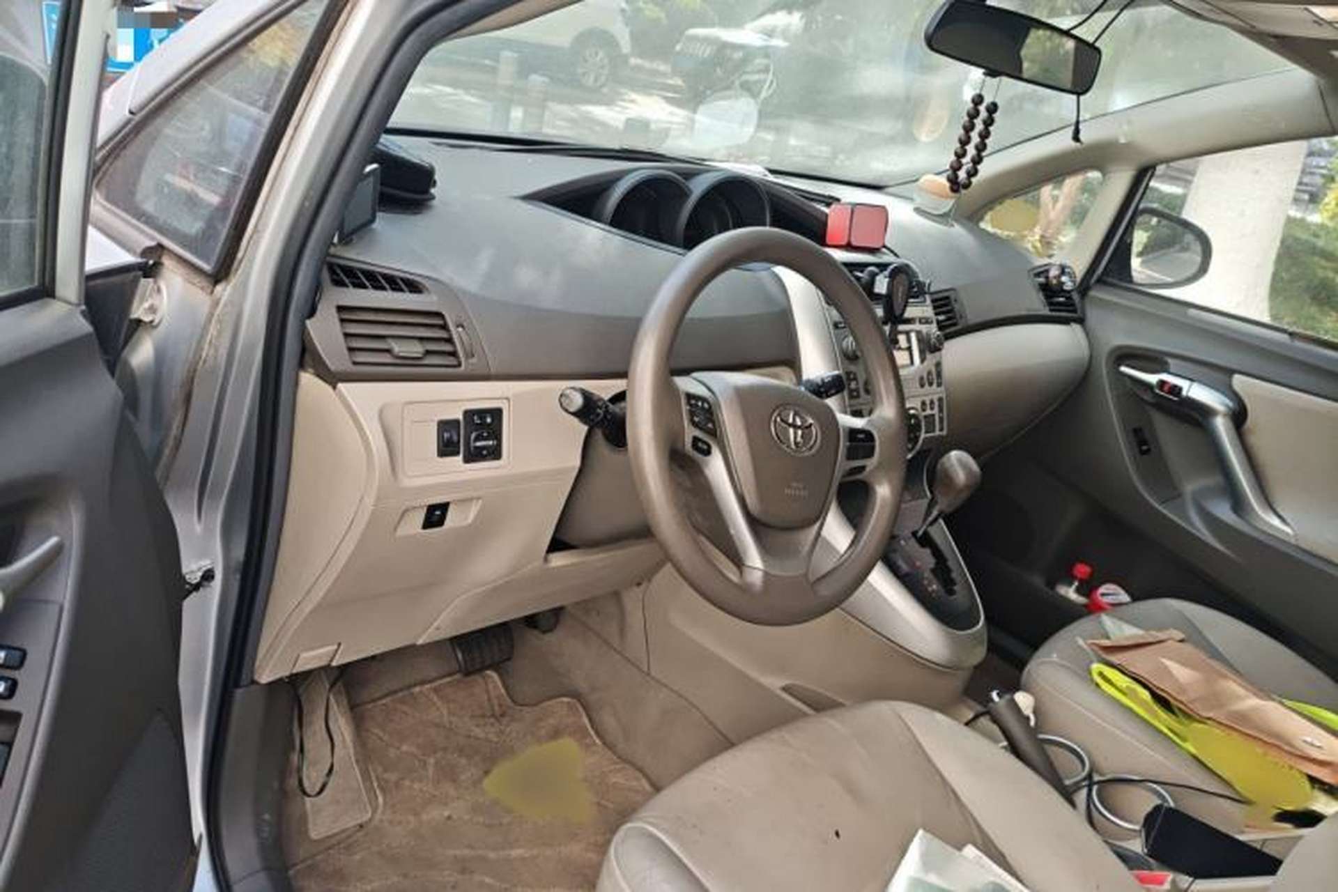 Used Toyota Verso 2014 Starlight 180G CVT Deluxe Multi-Function Edition Interior 3