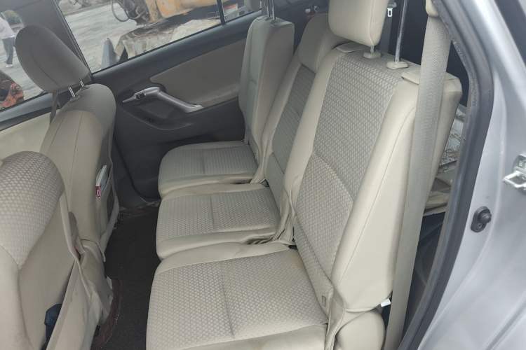 Used Toyota Verso 2014 Starlight 180G CVT Comfortable Multi-Function Edition Interior 4