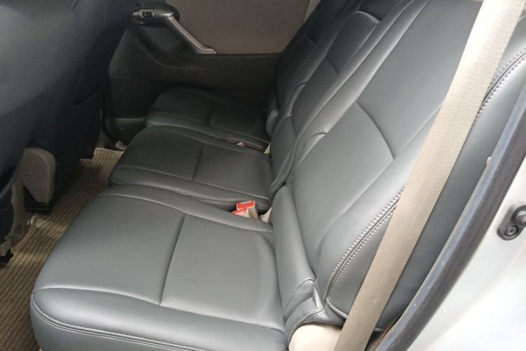 Used Toyota Verso 2014 Starlight 180E CVT Elite Edition Interior 4
