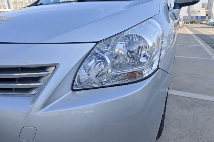 Used Toyota Verso 2014 Starlight 180E CVT Elite Edition Left Front Headlight