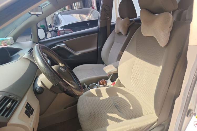 Used Toyota Verso 2014 Starlight 180E CVT Elite Edition Left Front Seat