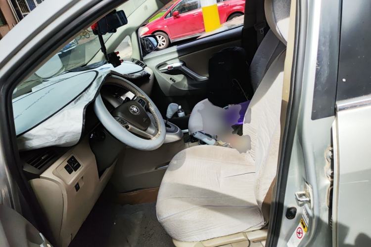 Used Toyota Verso 2014 Starlight 180E CVT Elite Edition Left Front Seat