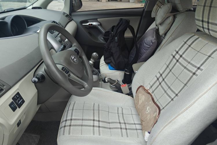 Used Toyota Verso 2014 Starry 180E Manual Elite Edition Left Front Seat