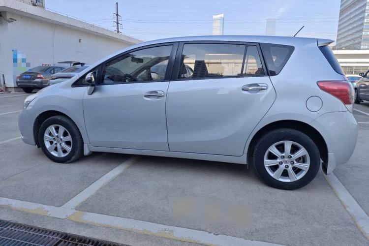 Used Toyota Verso 2014 Starlight 180E CVT Elite Edition Left Side