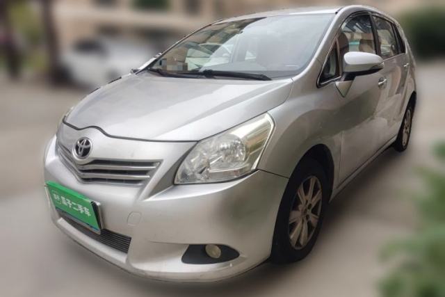 Ojetý Toyota Verso 2014 Starlight 180E CVT Elite Edition