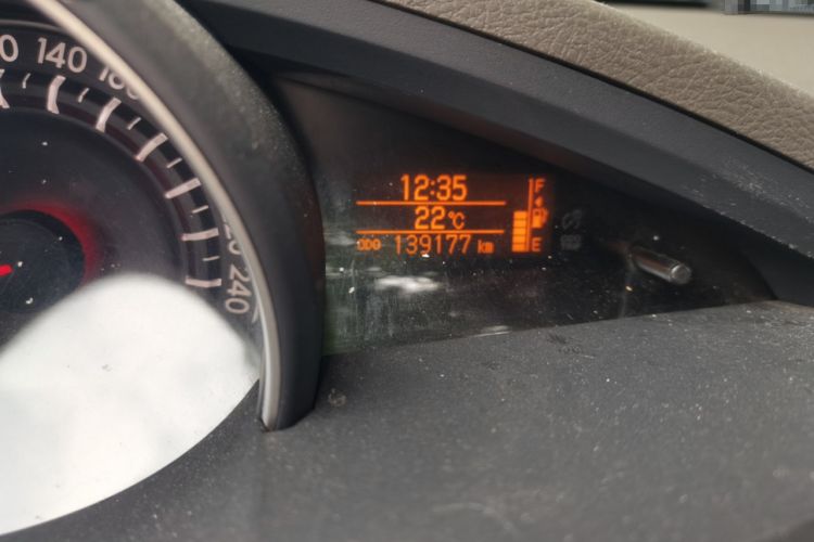 Used Toyota Verso 2014 Starlight 180G CVT Comfort Edition Odometer Close Up