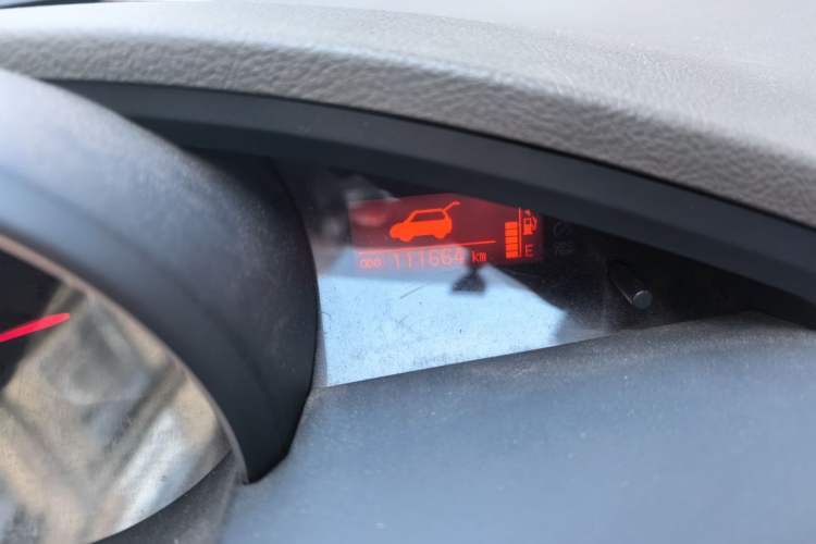 Used Toyota Verso 2014 Starlight 180E CVT Elite Edition Odometer Close Up