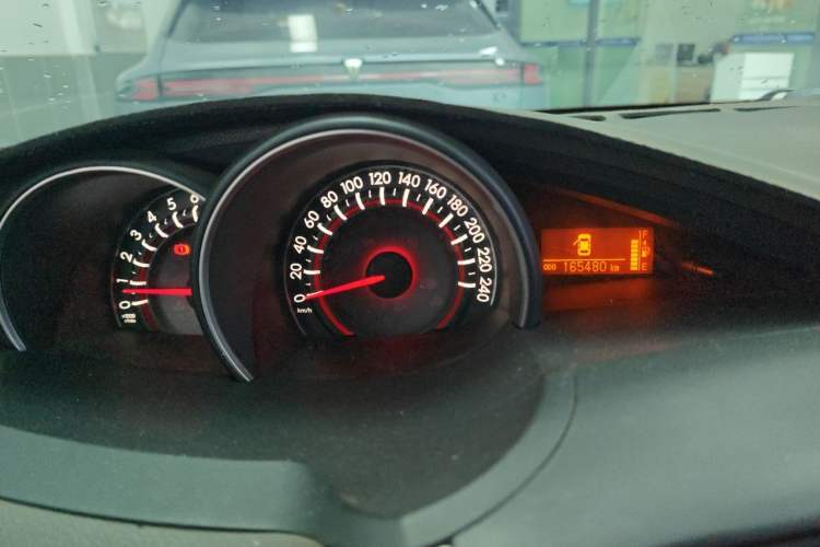Used Toyota Verso 2014 Starlight 180E CVT Elite Edition Odometer Close Up